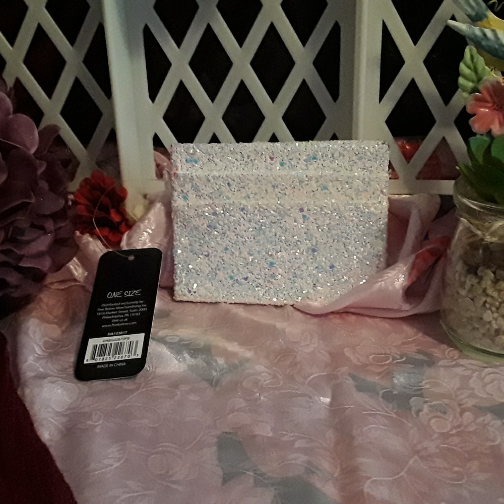 Wallet - Picture 3 of 3